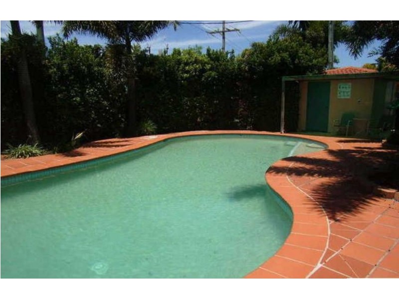 3/88 High Street, Southport QLD 4215