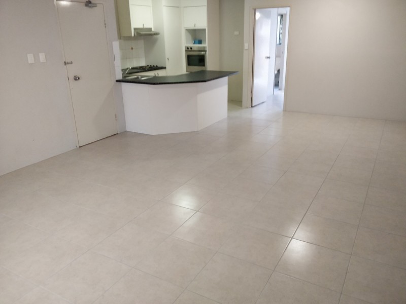 3/88 High Street, Southport QLD 4215