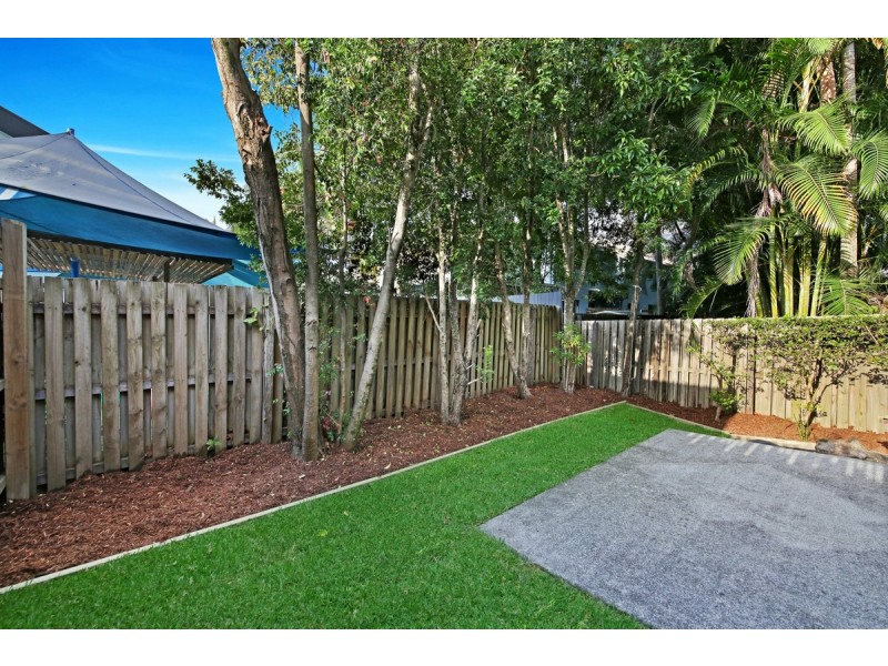 10/119 Pohlman Street, Southport QLD 4215