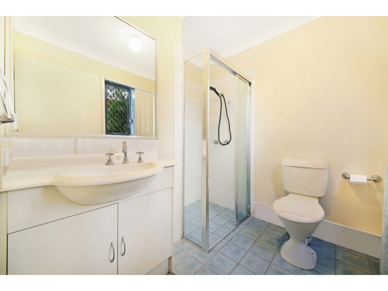 10/119 Pohlman Street, Southport QLD 4215