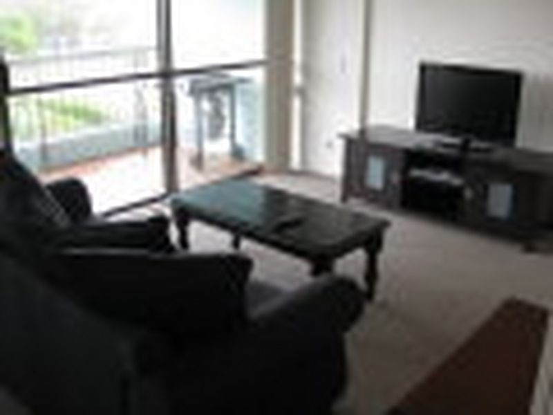 2b/114 Marine Parade, Southport QLD 4215