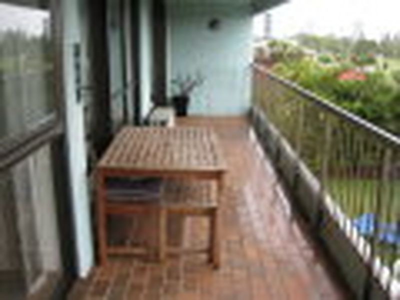 2b/114 Marine Parade, Southport QLD 4215