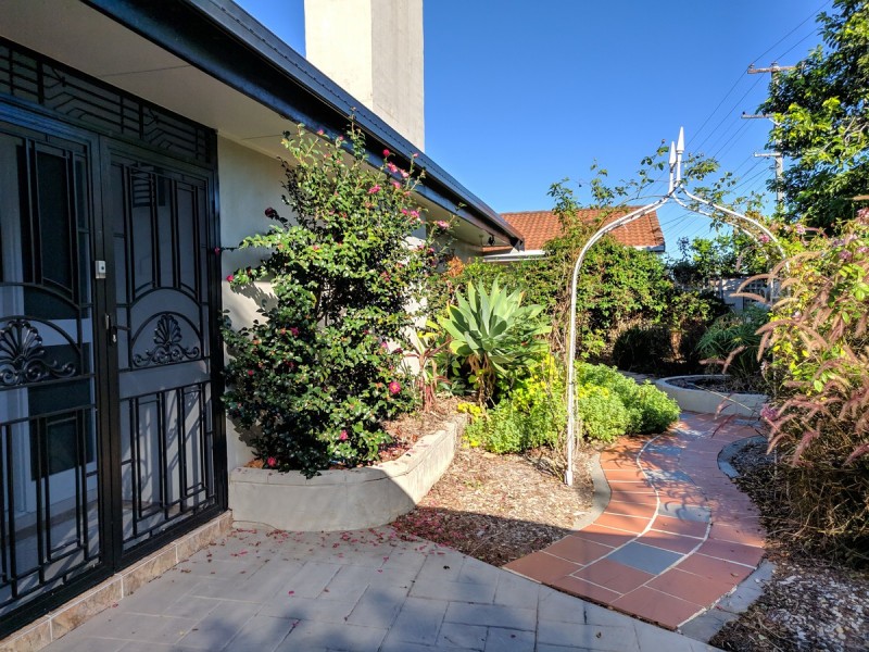 734 Nerang-Broadbeach Road, Carrara QLD 4211