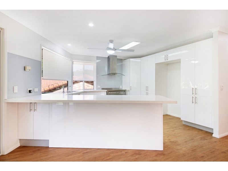 36 Jack Nicklaus Way, Parkwood QLD 4214