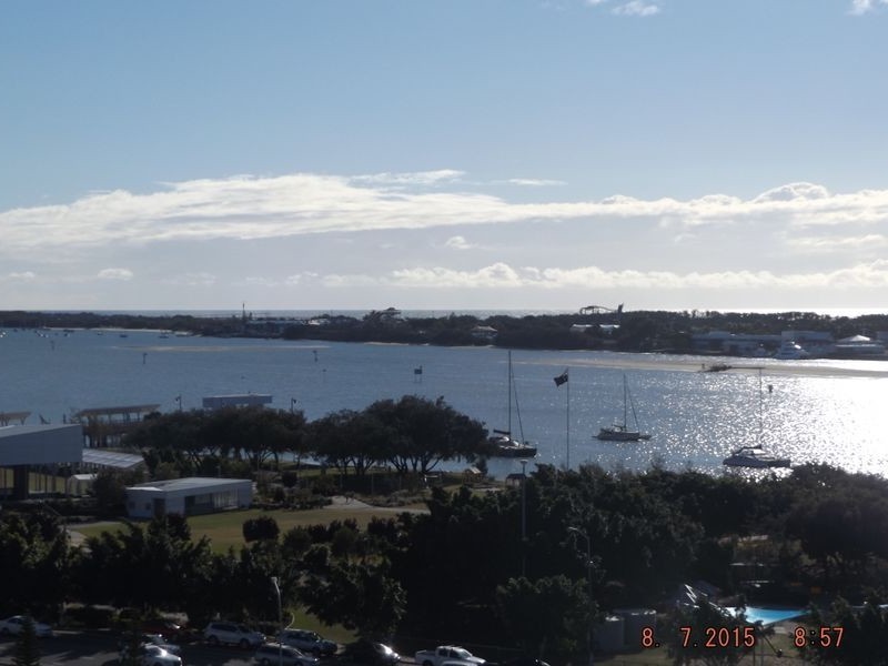 54/30 Marine Parade, Southport QLD 4215