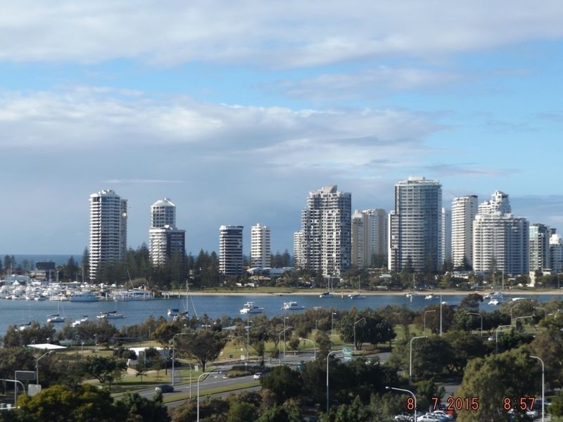 54/30 Marine Parade, Southport QLD 4215