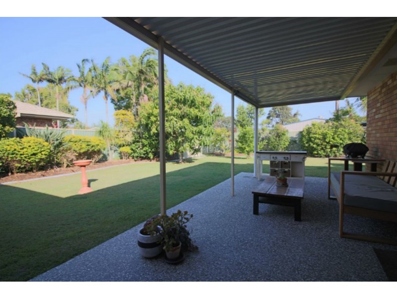 152 Christine Avenue, Burleigh Waters QLD 4220