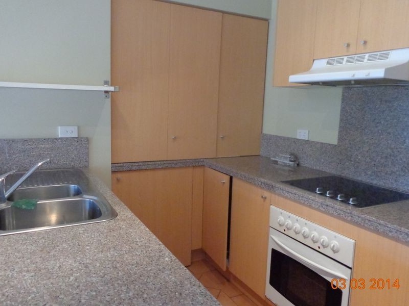 14/27 Chester Terrace, Southport QLD 4215