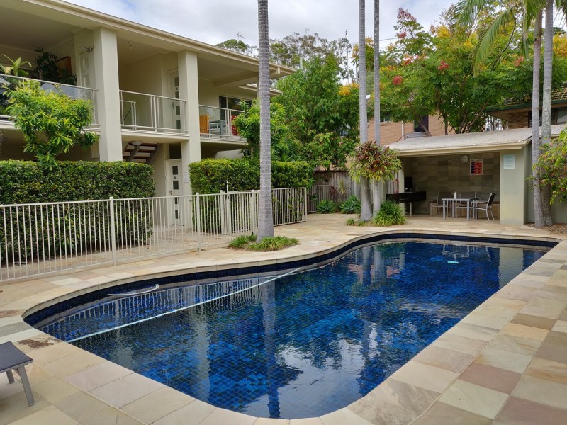 8/27 Gordon Street, Labrador QLD 4215