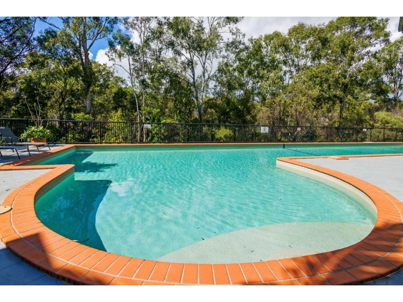 25/7-11 Brown Street, Labrador QLD 4215