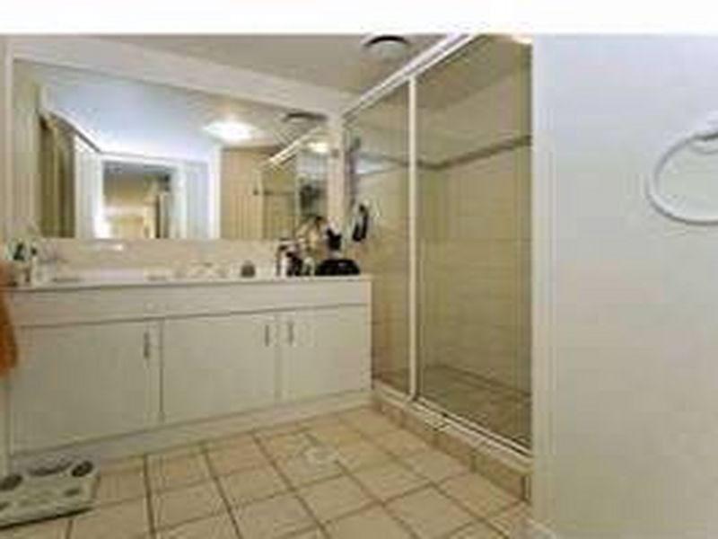 1/3-5 Norman Street, Southport QLD 4215