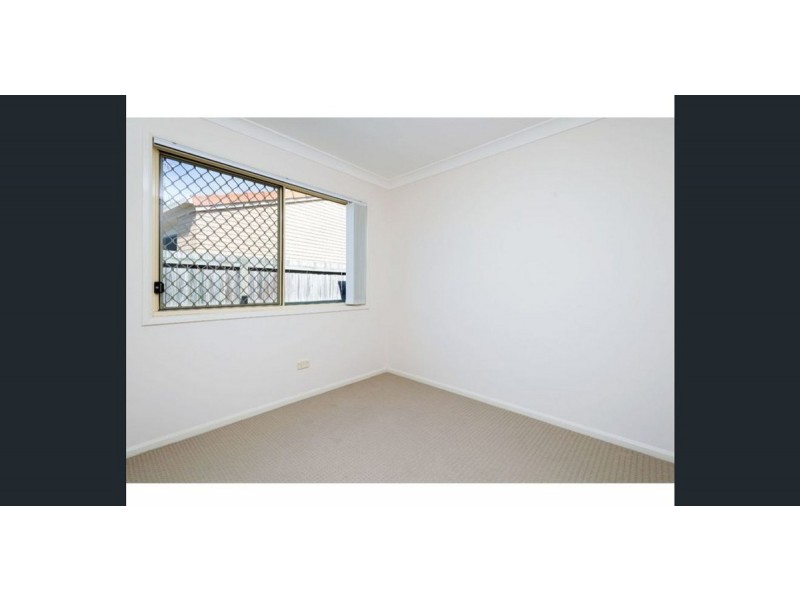 2/25 Crystal Reef Drive, Coombabah QLD 4216