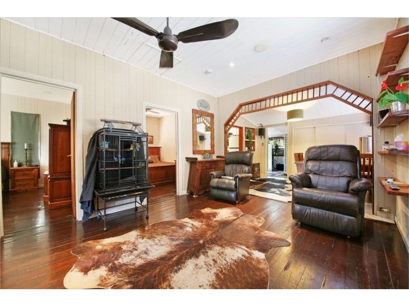 34 Johnston Street, Southport QLD 4215