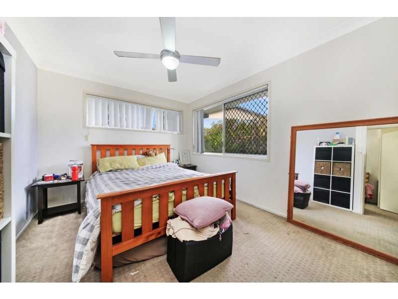 2/4 Ellen Street, Southport QLD 4215