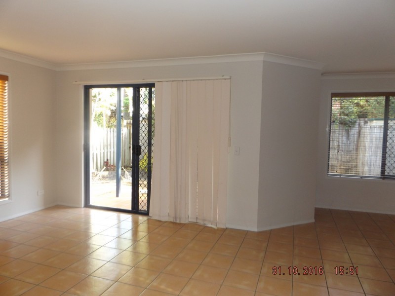 4/122 Pohlman Street, Southport QLD 4215