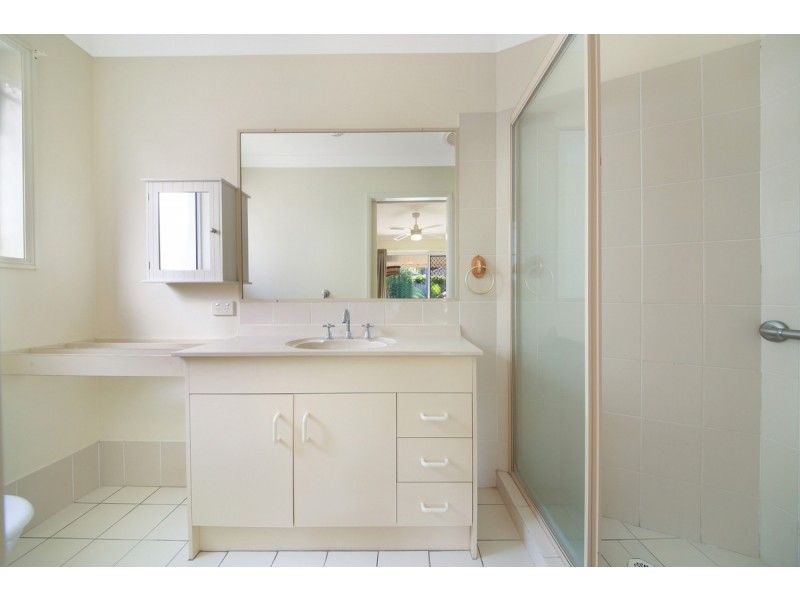 6/425 Oxley Drive, Runaway Bay QLD 4216