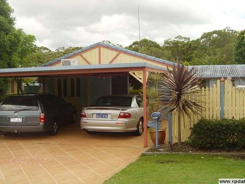 121 Kindra Ave, Southport QLD 4215