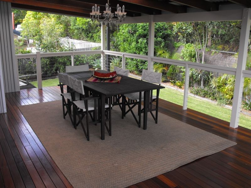 12 Nesbit Street, Southport QLD 4215