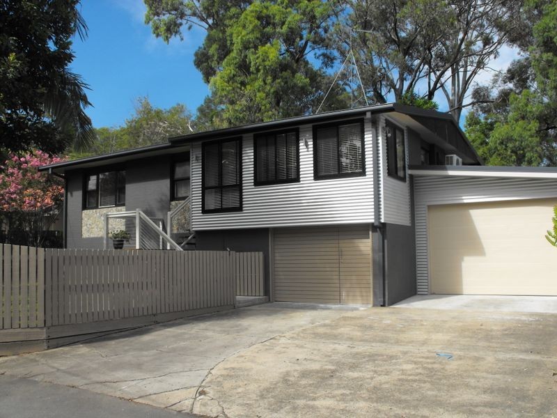 12 Nesbit Street, Southport QLD 4215