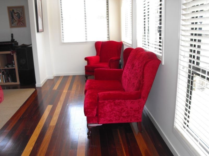 12 Nesbit Street, Southport QLD 4215