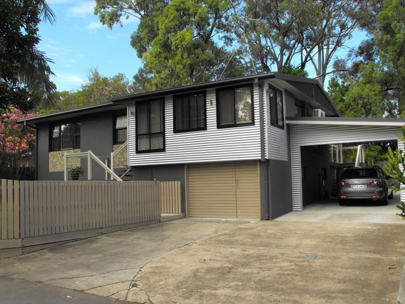 12 Nesbit Street, Southport QLD 4215