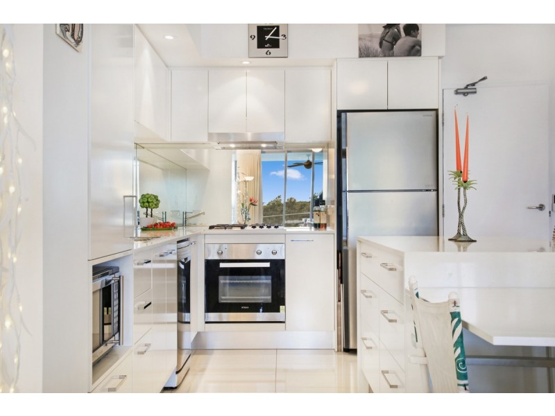 409/2 East Quays Drive, Biggera Waters QLD 4216