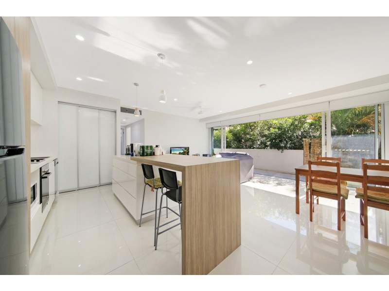 201/26-28 Gray Street, Southport QLD 4215