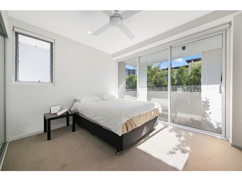 201/26-28 Gray Street, Southport QLD 4215