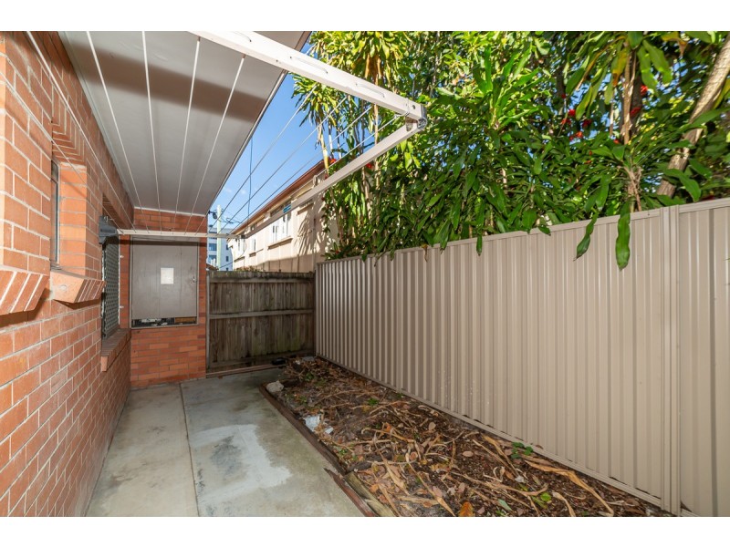 2/5 North Street, Southport QLD 4215