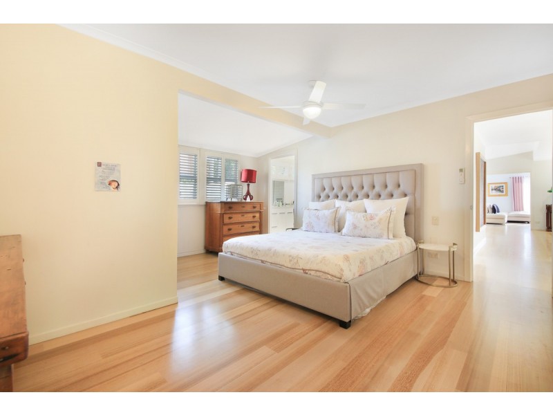 14 Kapala Street, Southport QLD 4215