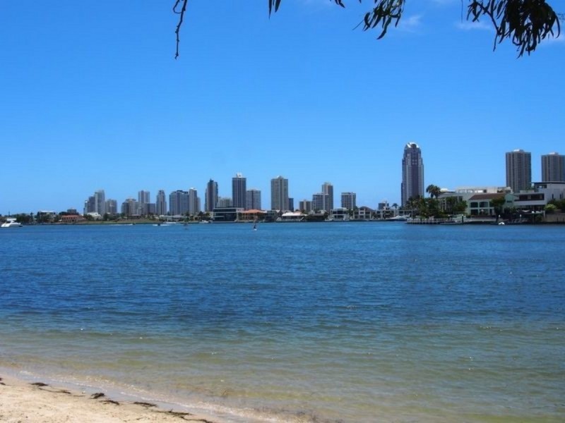 14 Kapala Street, Southport QLD 4215