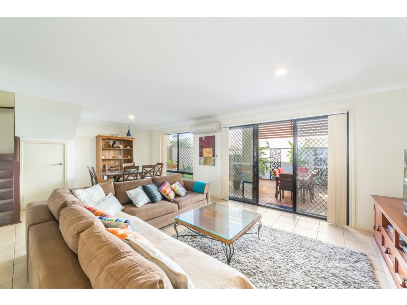 16/267 Ashmore Road, Benowa QLD 4217