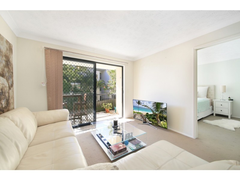 4/19 Lloyd Street, Southport QLD 4215