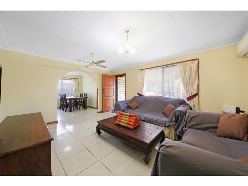 57 Mitchell Avenue, Molendinar QLD 4214