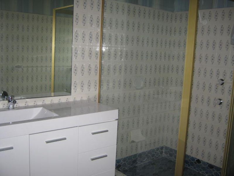 56B Pohlman, Southport QLD 4215