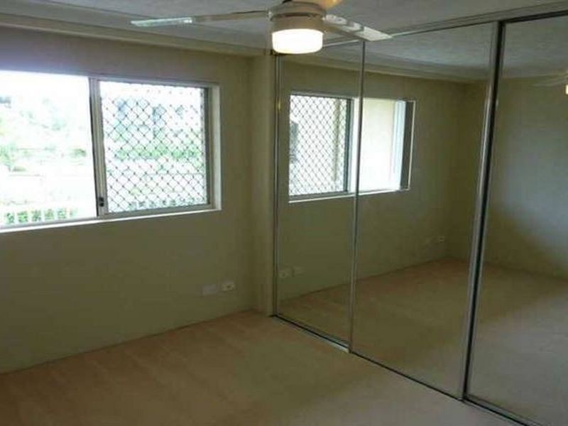 6/64 Queen Street, Southport QLD 4215