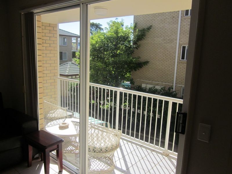 6/16 Whitby Street, Southport QLD 4215