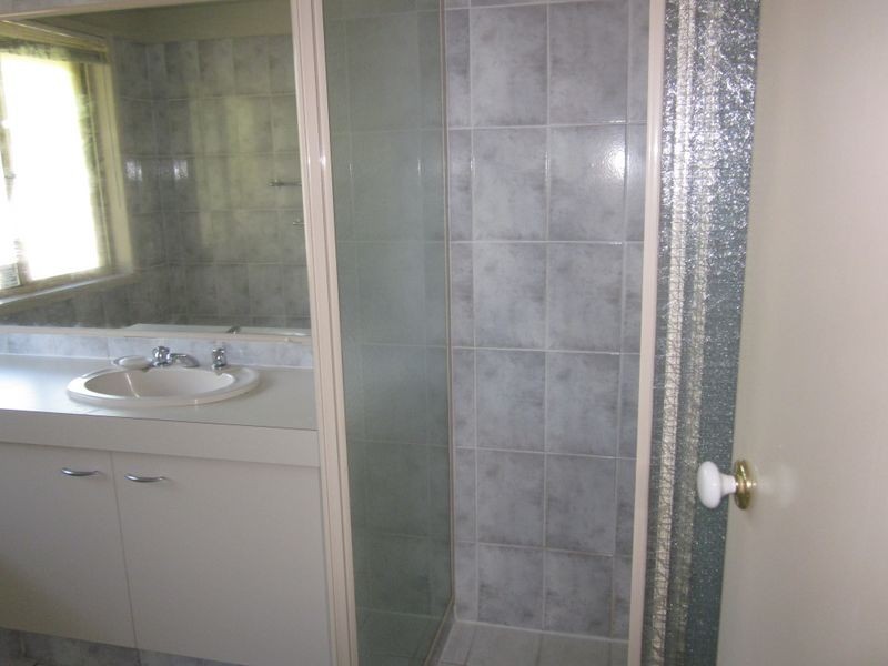 21 Fairwiew  Drive, Parkwood QLD 4214