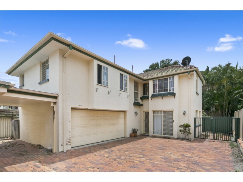 1 & 2/221 Scarborough Street, Southport QLD 4215