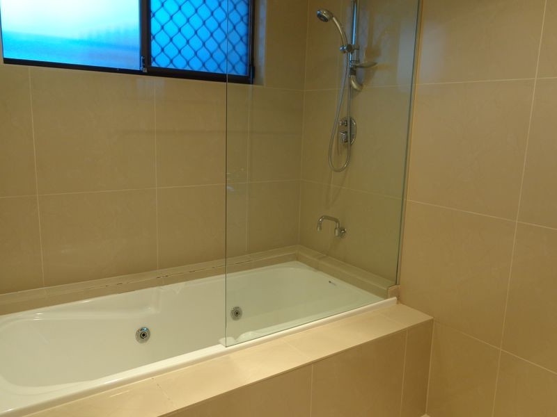 116 Columbus Drive, Hollywell QLD 4216