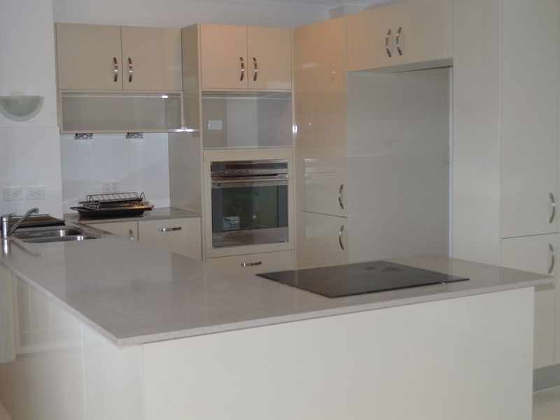 19/72 Marine Parade, Southport QLD 4215