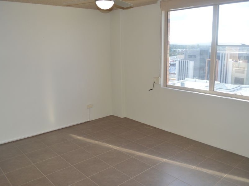 19/72 Marine Parade, Southport QLD 4215