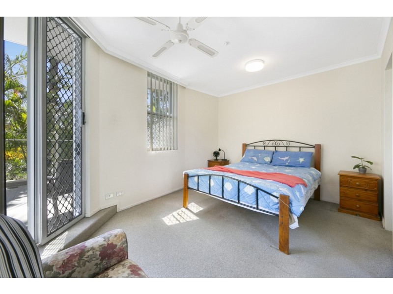1/15 Brighton Street, Biggera Waters QLD 4216