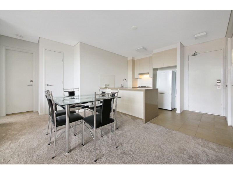 821/6 Aqua Street, Southport QLD 4215