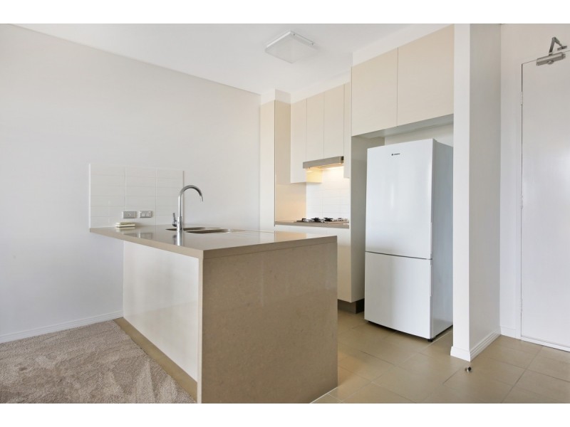 821/6 Aqua Street, Southport QLD 4215
