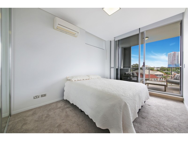 821/6 Aqua Street, Southport QLD 4215