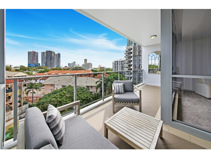 821/6 Aqua Street, Southport QLD 4215