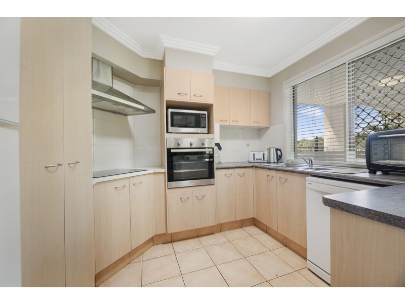 79 Daintree Drive, Parkwood QLD 4214