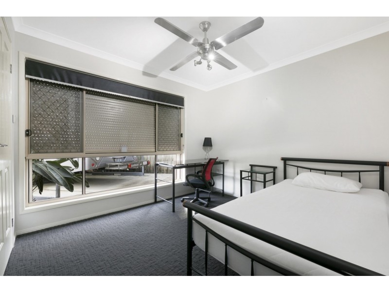 79 Daintree Drive, Parkwood QLD 4214