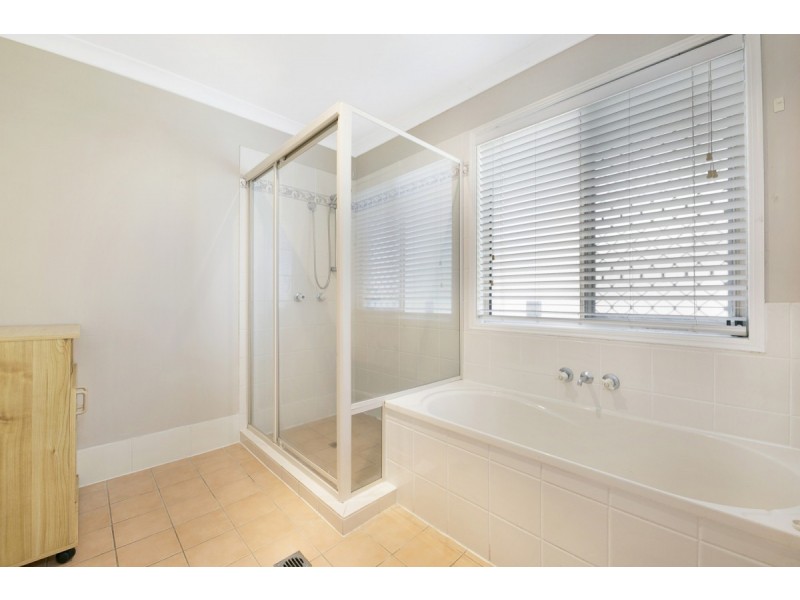79 Daintree Drive, Parkwood QLD 4214